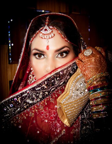 Asian pakistan bride wedding with amazing eyes