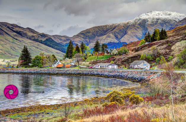 Scottish Highland Village Carn Gorm, Kintail, Loch Duich, A' Ghlas-bheinn, Morvich