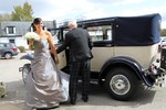 Bridesmaid arriving at Landmark Hotel Dundee