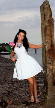 Fashion shoot for Tiger Lily Boutique, Broughty Ferry, with model Elaine Harris and makeup by Yeekee Chau Mua